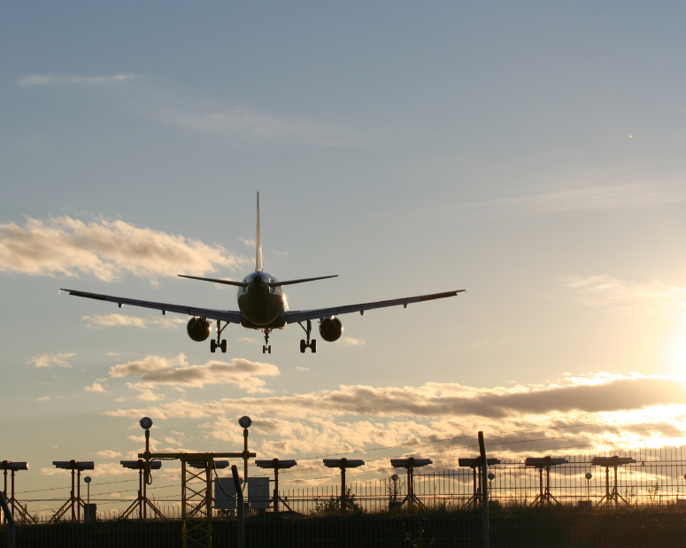 vliegtuig-luchthaven