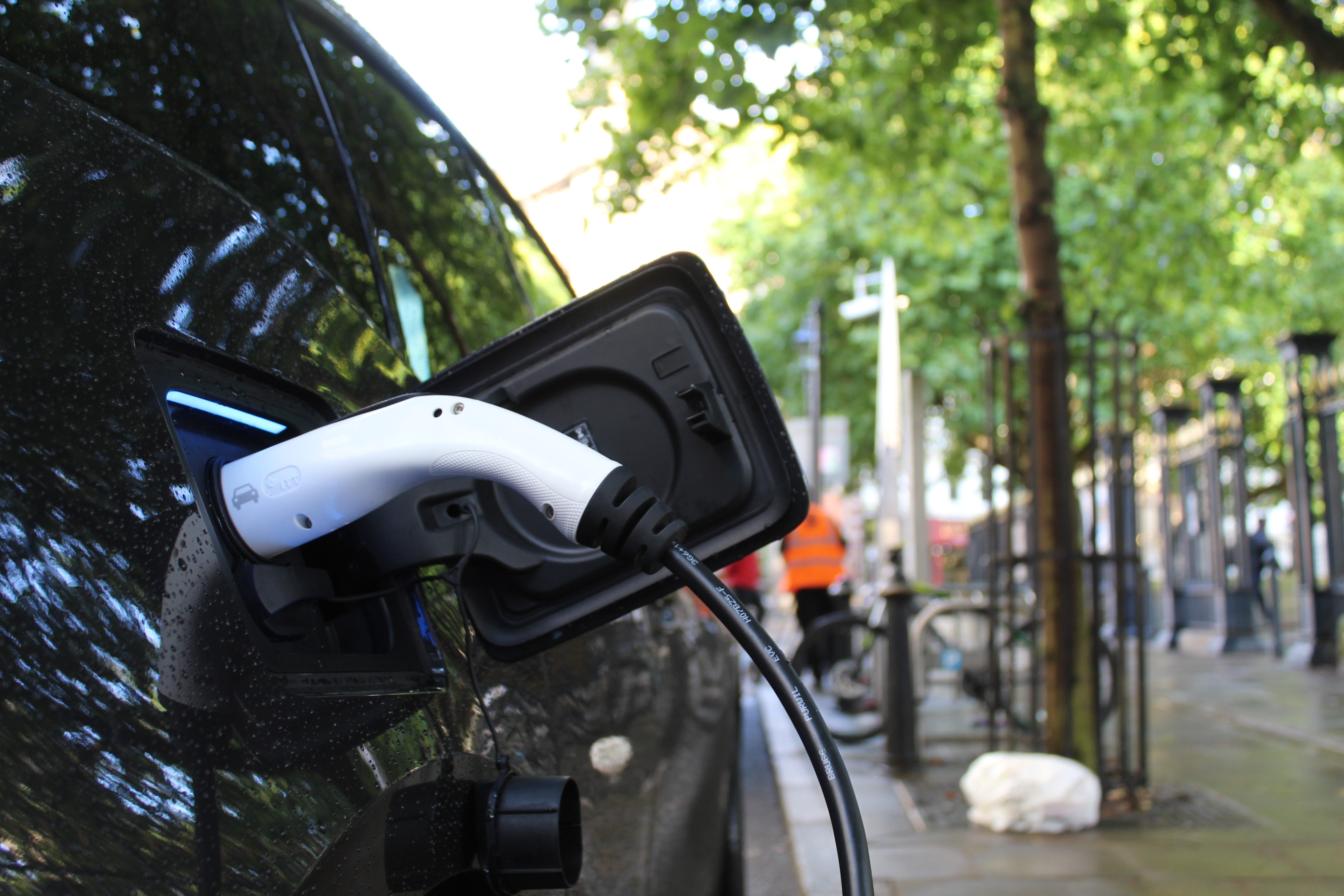 elektrische wagen laden