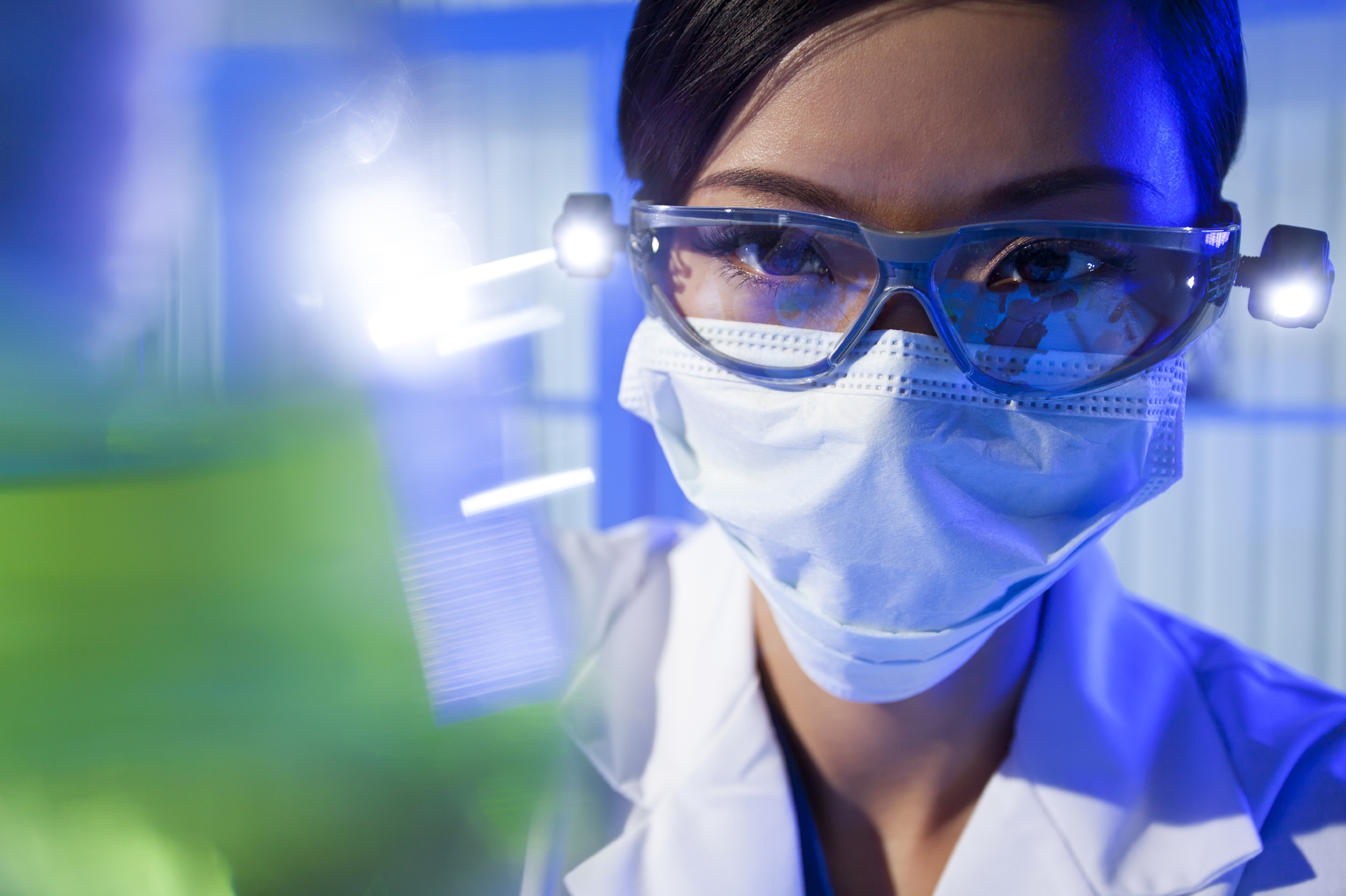 woman_scientist_istock