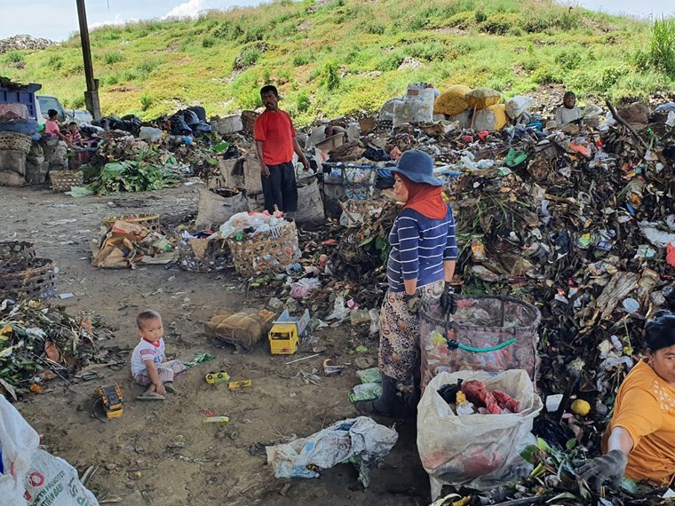 Plasticafval is een groeiend probleem in Indonesië